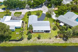 9831 Hyacinth Cir S, Palm Beach Gardens, FL 33410 - Photo 21