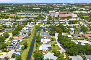 9831 Hyacinth Cir S, Palm Beach Gardens, FL 33410 - Photo 23