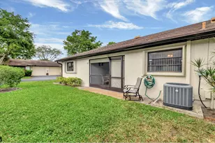 4660 Greentree Pl, Boynton Beach, FL 33436 - Photo 15