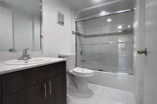 18335 NW 68th Ave, Hialeah, FL 33015 - Photo 3