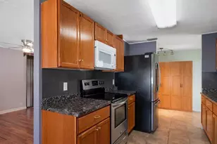 225 NE Forrest Ct, Jensen Beach, FL 34957 - Photo 15