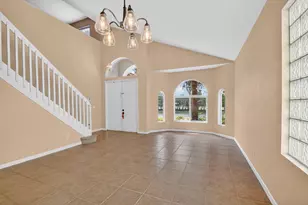 9157 Citrus Isle Ln, Lake Worth, FL 33467 - Photo 5