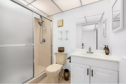 5220 Las Verdes Circle #108, Delray Beach, FL 33484 - Photo 19