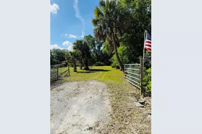 19636 NW 272nd Street, Okeechobee, FL 34972 - Photo 1