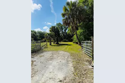 19636 NW 272nd Street, Okeechobee, FL 34972 - Photo 5