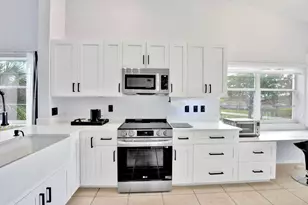7669 Springwater Pl, Boynton Beach, FL 33437 - Photo 31
