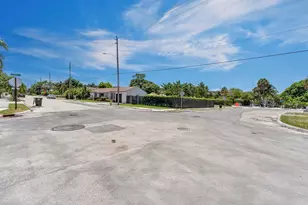 2301 Ridgeway Ave, West Palm Beach, FL 33401 - Photo 47