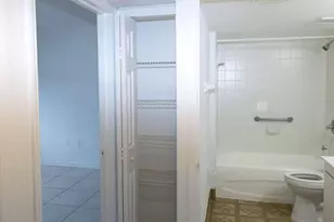 1270 SE 27th St, Homestead, FL 33035 - Photo 3