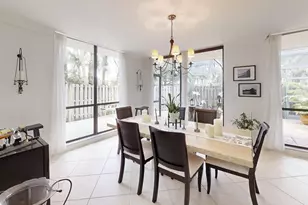 5803 Fox Hollow Dr, Boca Raton, FL 33486 - Photo 5