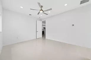 4887 Bocaire Blvd, Boca Raton, FL 33487 - Photo 39