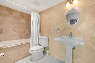 2400 Presidential Way, West Palm Beach, FL 33401 - Photo 19
