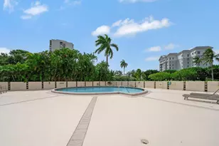 2400 Presidential Way, West Palm Beach, FL 33401 - Photo 27