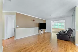 8000 Lagos De Campo Blvd, Tamarac, FL 33321 - Photo 5