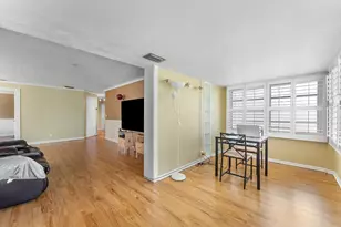 8000 Lagos De Campo Blvd, Tamarac, FL 33321 - Photo 15