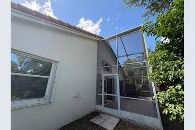 9706 Harbour Lake Circle, Boynton Beach, FL 33437 - Photo 25