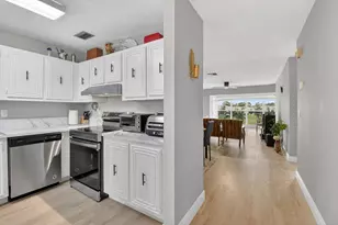 13765 Flora Pl, Delray Beach, FL 33484 - Photo 5