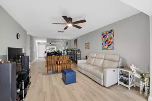 13765 Flora Pl, Delray Beach, FL 33484 - Photo 17