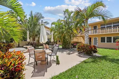 215 Sheffield I, West Palm Beach, FL 33417 - Photo 1