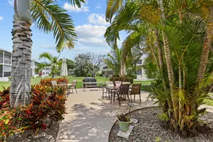 215 Sheffield I, West Palm Beach, FL 33417 - Photo 13