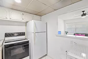 215 Sheffield I, West Palm Beach, FL 33417 - Photo 7