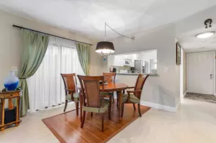 5200 E Club Cir, Boca Raton, FL 33487 - Photo 11