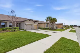 1714 Celebration Dr, Fort Pierce, FL 34947 - Photo 5