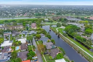 8270 NW 66th Terrace, Tamarac, FL 33321 - Photo 35