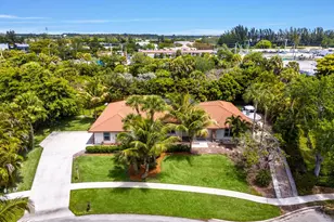 21 Whispering Oaks Cir, West Palm Beach, FL 33411 - Photo 59