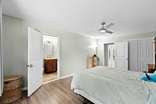 21 Whispering Oaks Cir, West Palm Beach, FL 33411 - Photo 37