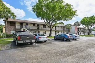 6001 Shaker Wood Cir, Tamarac, FL 33319 - Photo 5