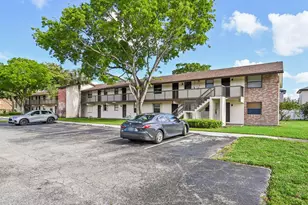 6001 Shaker Wood Cir, Tamarac, FL 33319 - Photo 3