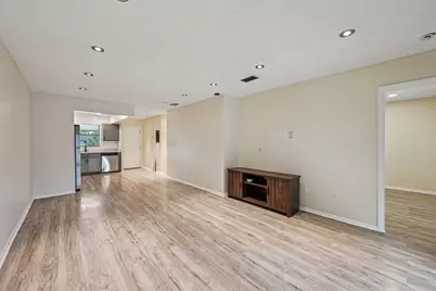 6001 Shakerwood Circle #203, Tamarac, FL 33319 - Photo 9