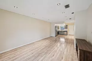 6001 Shaker Wood Cir, Tamarac, FL 33319 - Photo 11