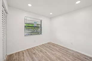 6001 Shaker Wood Cir, Tamarac, FL 33319 - Photo 15