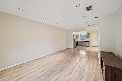 6001 Shakerwood Circle #203, Tamarac, FL 33319 - Photo 11