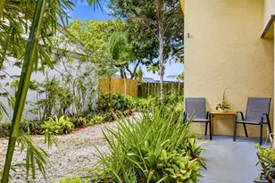 56 Baytree Cir, Boynton Beach, FL 33436 - Photo 3