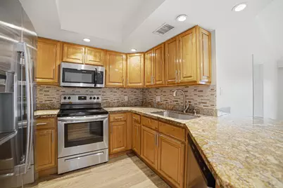 2009 SE 10th Avenue #309, Fort Lauderdale, FL 33316 - Photo 7
