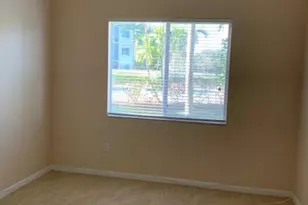 3500 Oaks Clubhouse Dr, Pompano Beach, FL 33069 - Photo 17