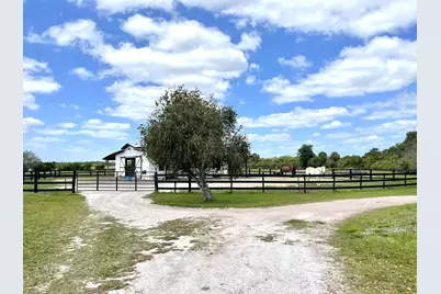 8121 NW 58th Lane, Okeechobee, FL 34972 - Photo 13