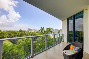 17301 Biscayne Blvd, North Miami Beach, FL 33160 - Photo 21