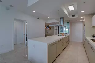 17301 Biscayne Blvd, North Miami Beach, FL 33160 - Photo 5