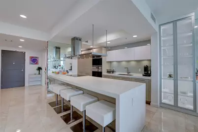 17301 Biscayne Boulevard #406, North Miami Beach, FL 33160 - Photo 3