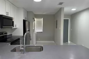 4881 Arjaro Dr, West Palm Beach, FL 33407 - Photo 5