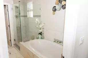 1300 NW Fiorenza Ct, Port Saint Lucie, FL 34986 - Photo 9