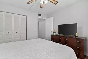 7321 NW 18th St, Margate, FL 33063 - Photo 33