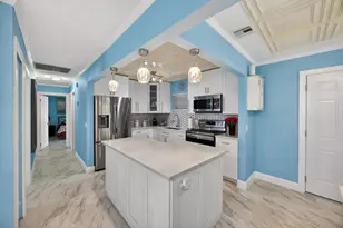 1020 Avon Rd, West Palm Beach, FL 33401 - Photo 3