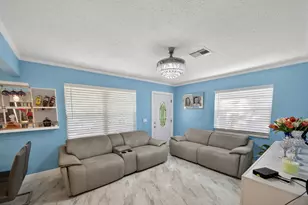 1020 Avon Rd, West Palm Beach, FL 33401 - Photo 5