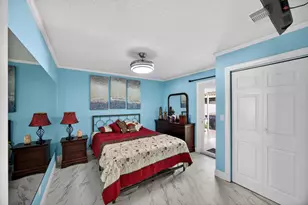 1020 Avon Rd, West Palm Beach, FL 33401 - Photo 13
