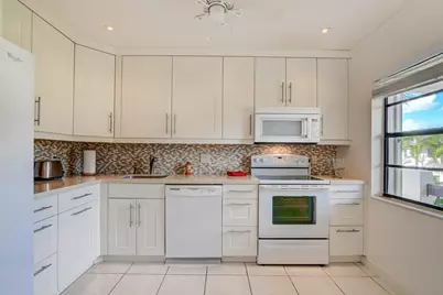 7911 Eastlake Drive #H, Boca Raton, FL 33433 - Photo 21