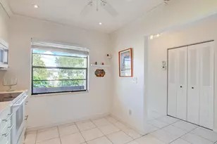 7911 Eastlake Dr, Boca Raton, FL 33433 - Photo 23